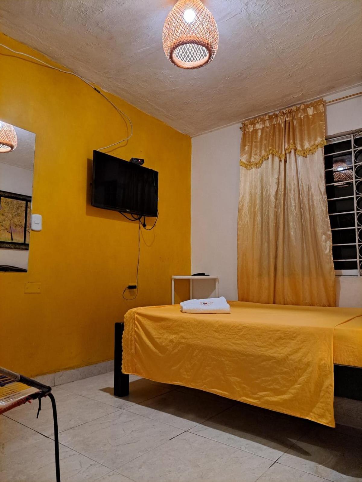 Casa Hostel Shalom Adonai Cartagena Exterior foto