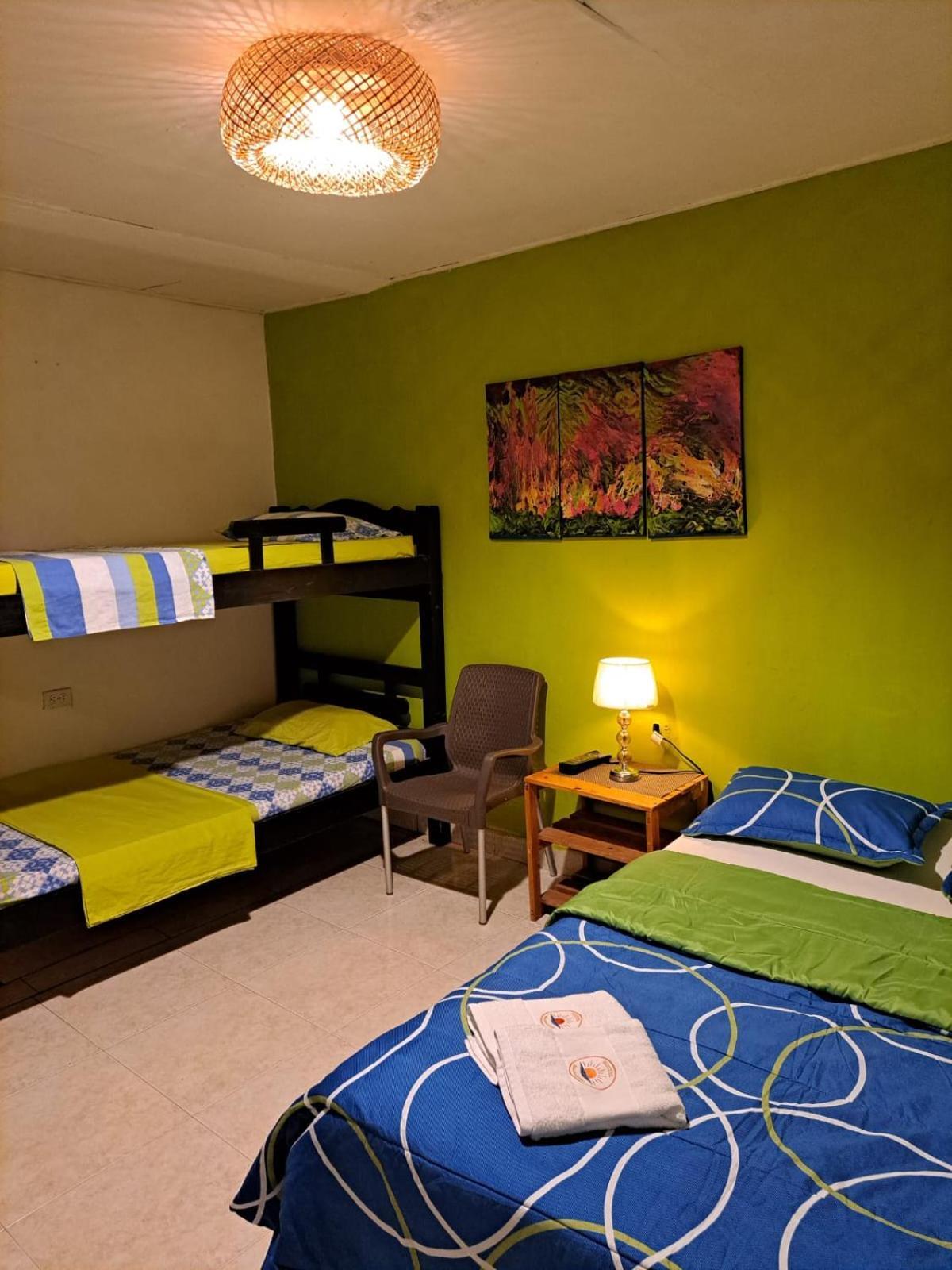 Casa Hostel Shalom Adonai Cartagena Exterior foto
